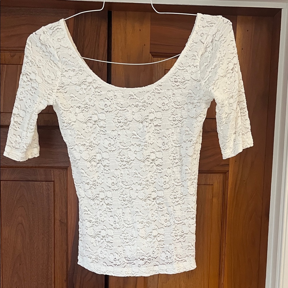 Chic Ivory Lace Women's Blouse